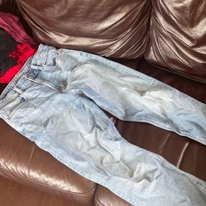 American eagle plain blue jeans